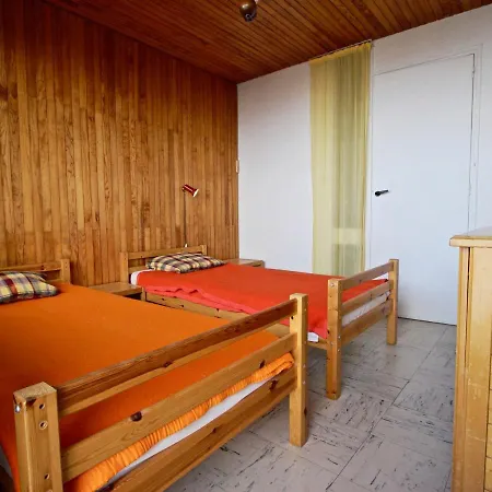 Apartment Studio Chamrousse, 2 Pieces, 4 Personnes - Fr-1-549-27 *